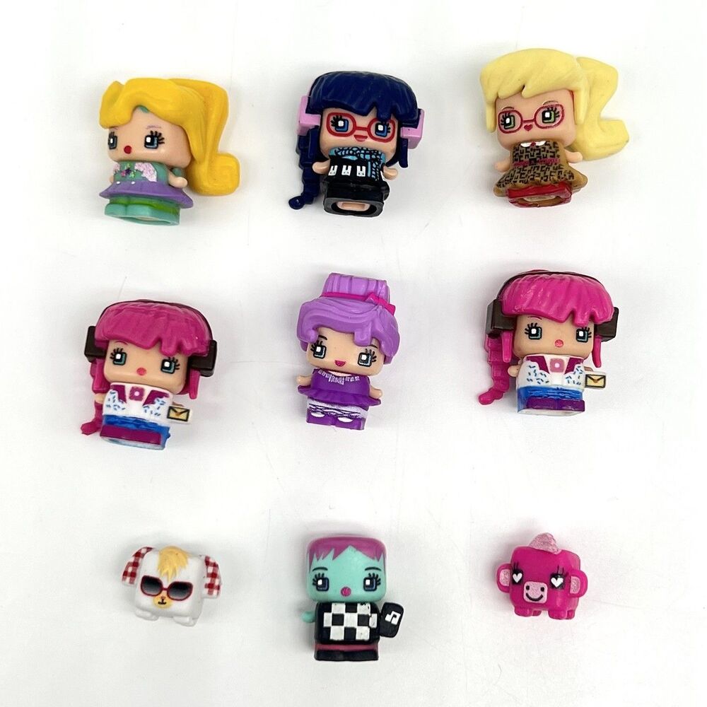Mattel My Mini MixieQ"s Dolls Mixed Lot of 9 w/ Accessories 7 Figures & 2 Pets